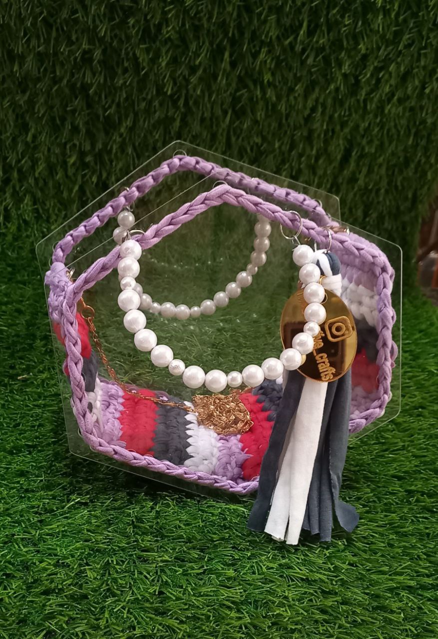 acrylic crochet purse)